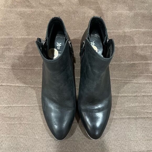 Frye Judith Double Zip Bootie Ankle Boot Heel Black Leather 7M - Picture 13 of 13